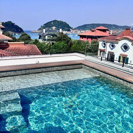 Penthouse With Private Pool 50m From The * Сан-Себастьян