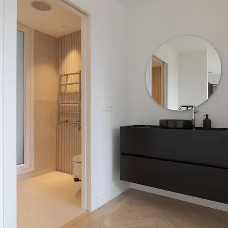 Penthouse With Private Pool 50m From The