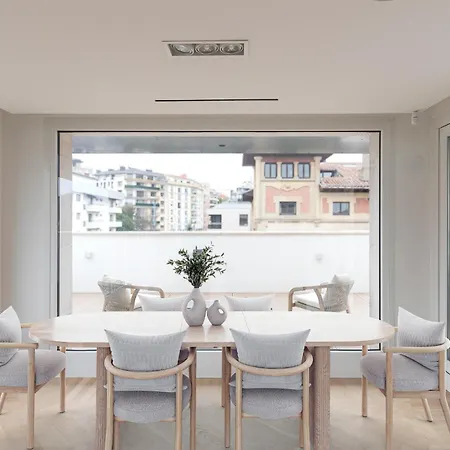 Апартаменты Penthouse With Private Pool 50m From The *